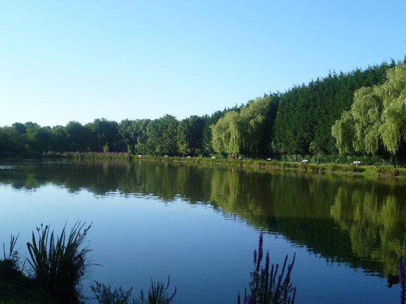 llanyrafon boating lake 2